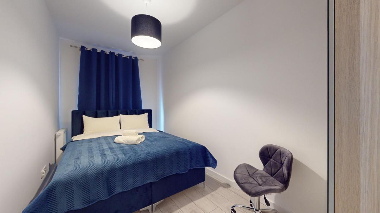 Family House Near The Market Square -Perfect For Family & Business Stays - Ksiecia Witolda Street 500 Steps To Market Square - 2 Bedrooms,2 Parking Places Wroclaw Ngoại thất bức ảnh