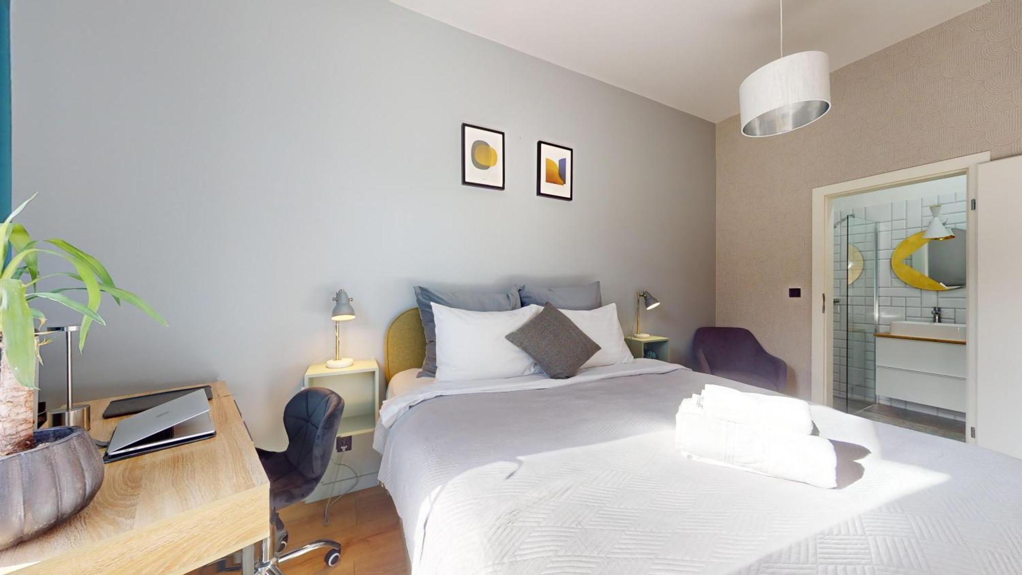Family House Near The Market Square -Perfect For Family & Business Stays - Ksiecia Witolda Street 500 Steps To Market Square - 2 Bedrooms,2 Parking Places Wroclaw Ngoại thất bức ảnh